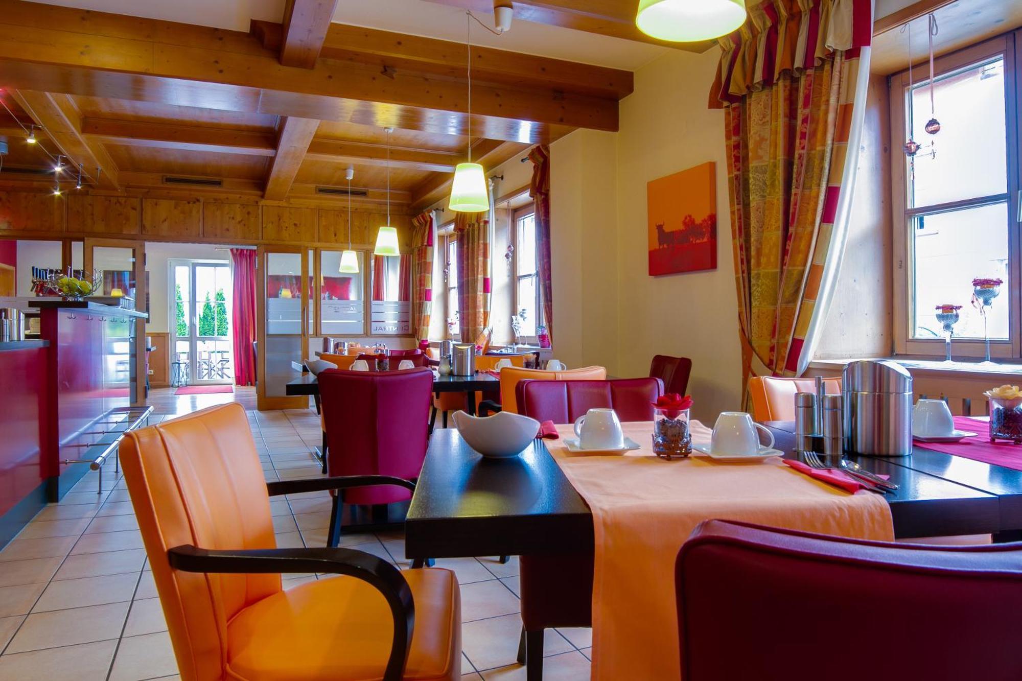 Central Hotel פרידריכסהאפן מראה חיצוני תמונה