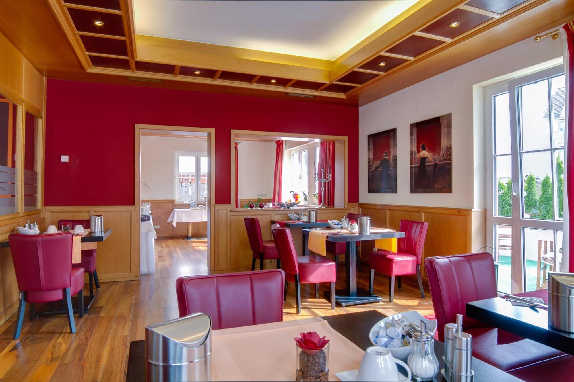 Central Hotel פרידריכסהאפן מראה חיצוני תמונה