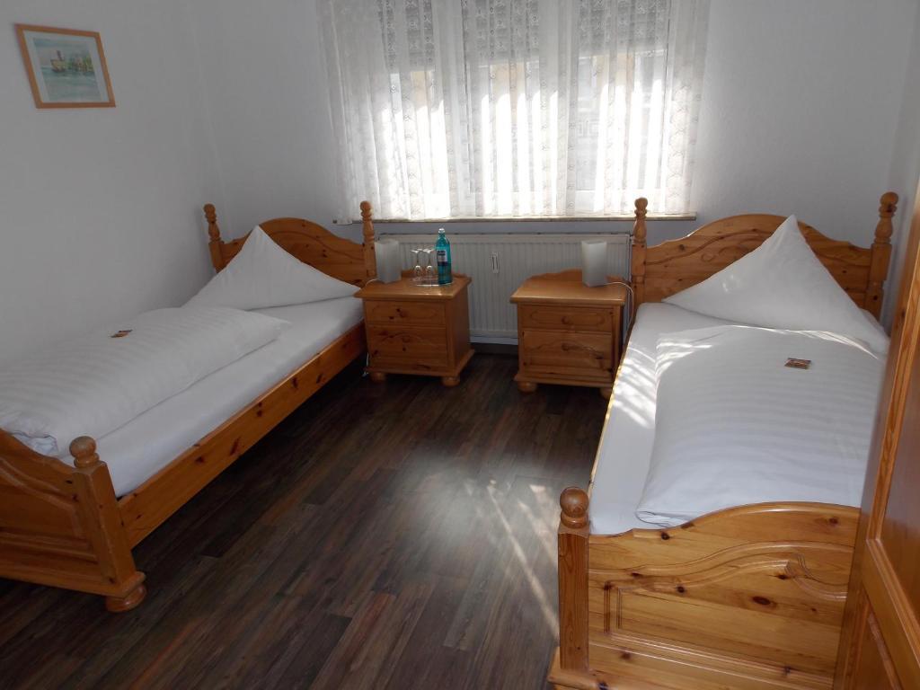 Central Hotel פרידריכסהאפן מראה חיצוני תמונה